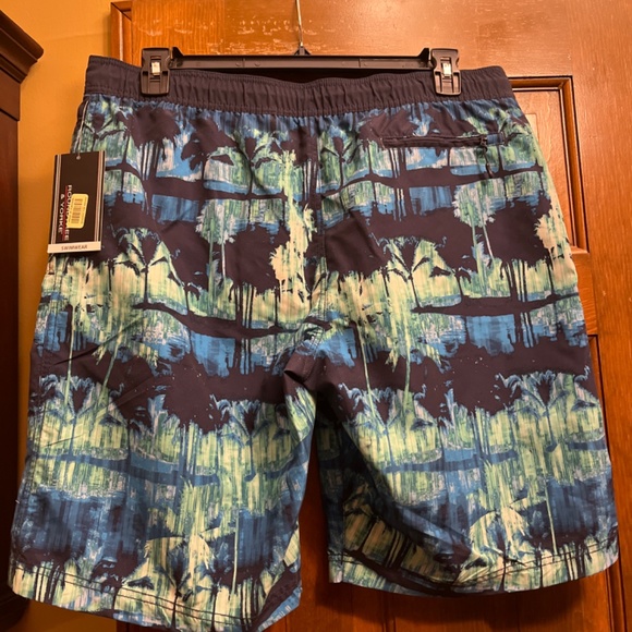 NWT Men’s Blue Patterned Swim Trunks.  Size L. - Picture 5 of 9